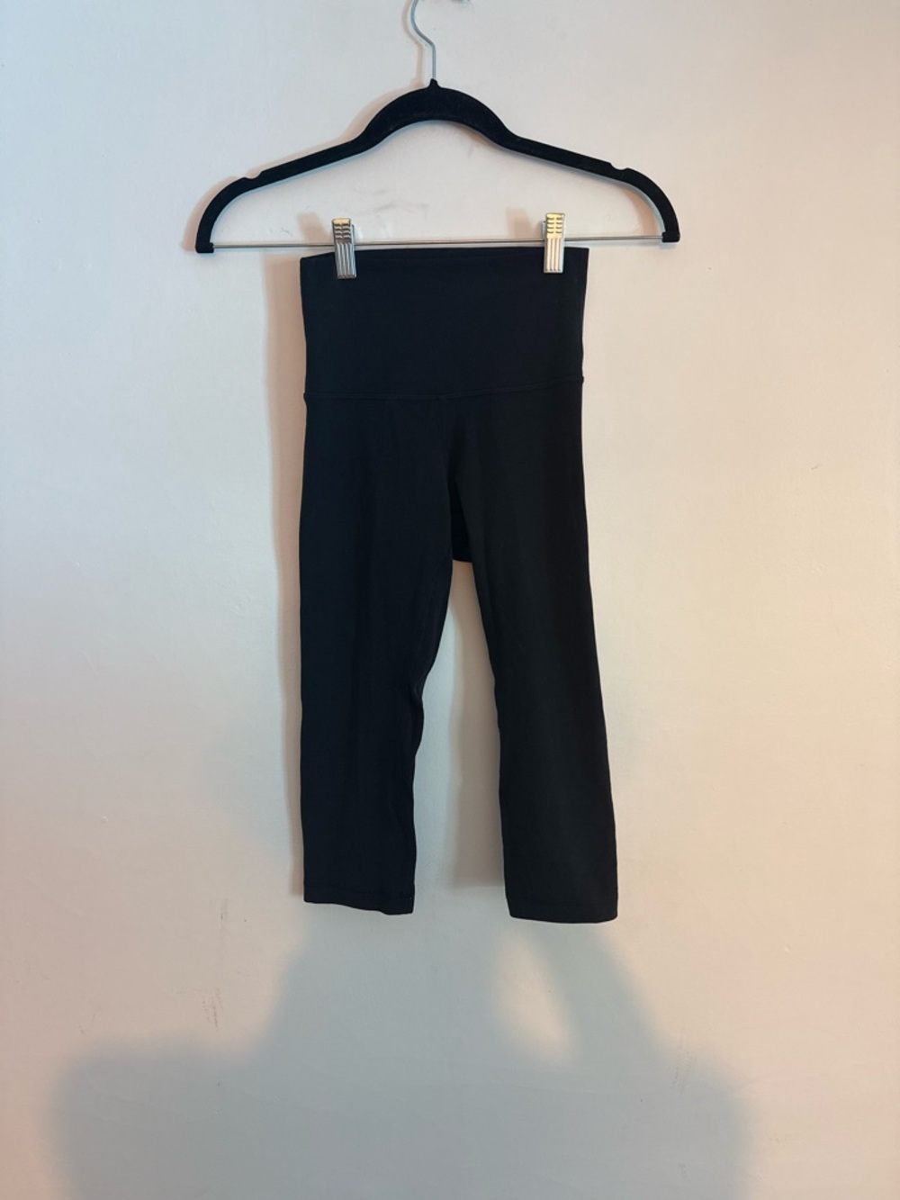 lululemon athletica Black High-Waist Capri Leggings